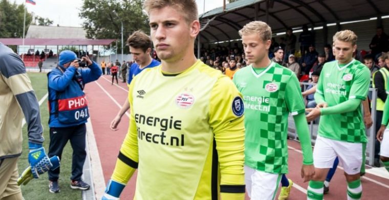'PSV is overtuigd door Youth League en legt talentvolle doelman contract voor'