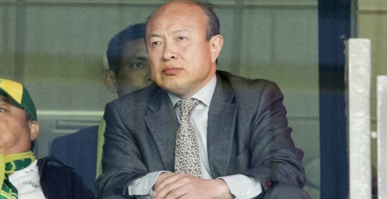 'Wang loopt na vijf minuten woest weg na bod van gemeente Den Haag'