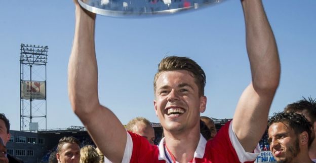 PSV sluit sensationele deal op oudjaarsdag: Van Ginkel keert terug