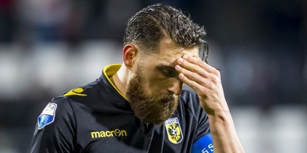 'Ik vind al het gepraat niet leuk, want ik ga Vitesse nu niet verlaten'