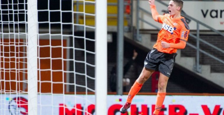 Jong talent scoort twee keer bij Volendam, zware nederlaag Henk de Jong