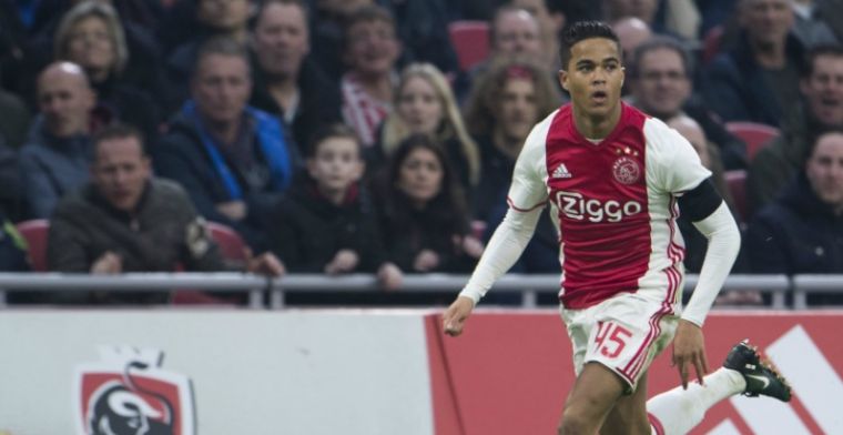 Kluivert steelt harten van Ajax-fans: 'Balletjes terugspelen is niet mijn ding'