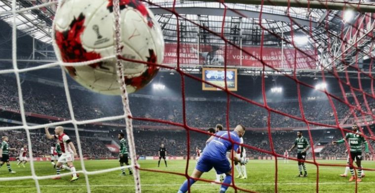 Ajax-stewards slaags met Sparta-supporters Het was echt nergens voor nodig