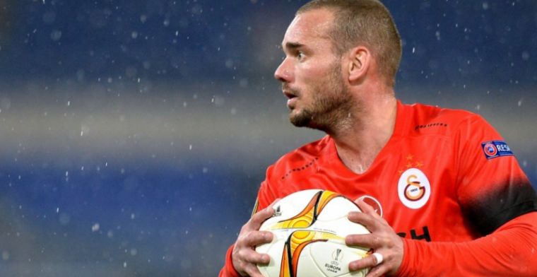 Problemen rond Sneijder weerlegd: 'Hij moet dan zelf voor een vertrek kiezen'