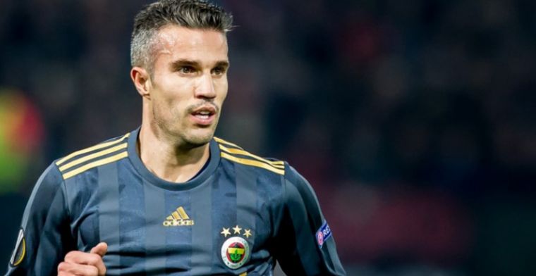 'Fenerbahçe wil af van Van Persie: enorm jaarsalaris blijkt struikelblok'