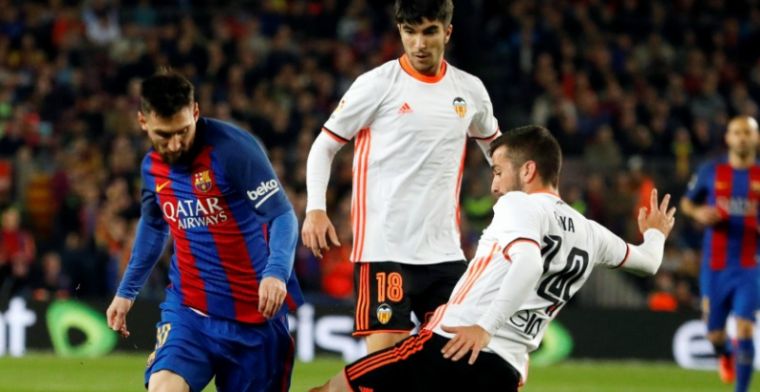 Barcelona pakt belangrijke drie punten in spektakelstuk tegen Valencia