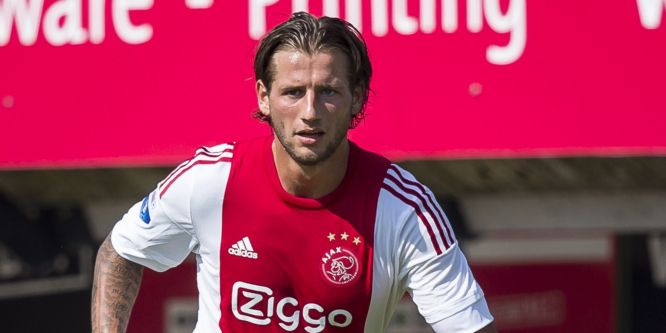 'Geen Ajax-terugkeer: Engelsen willen optie lichten én Premier League-interesse'