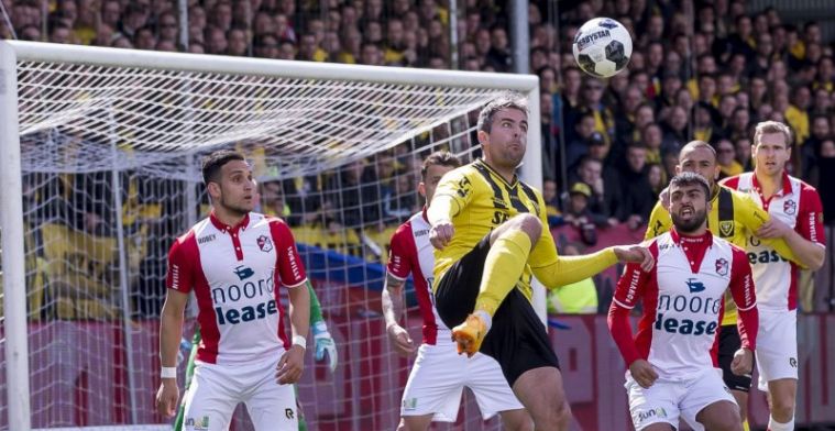 VVV-Venlo moet titelfeest uitstellen, Jong PSV te sterk voor Jong Ajax