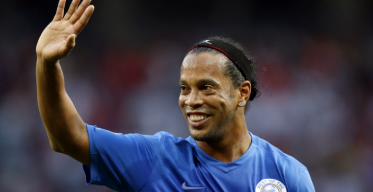 Ronaldinho onthult transferverhaal: 'Toen ik bij PSG vertrok, was er dichtbij'