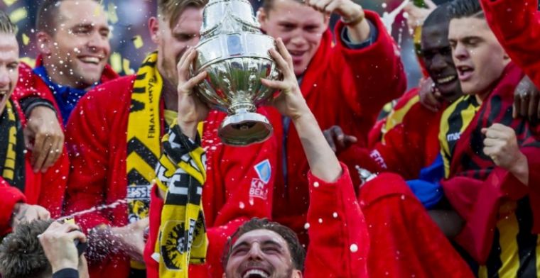 Van Wolfwinkel gidst Vitesse naar eerste hoofdprijs in clubhistorie