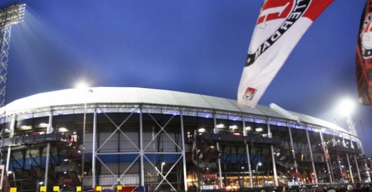 Update: Hoofd van Feyenoord-directie ligt niet op hakblok: 'Wat een waanzin!'