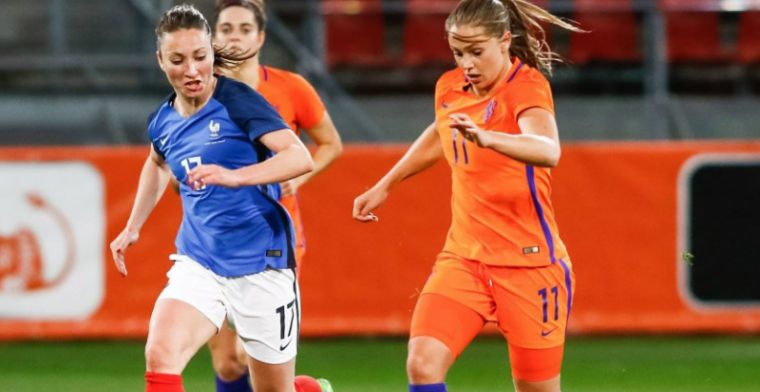 Ster Oranje-vrouwen maakt droomtransfer naar Barcelona: best betaalde speelster