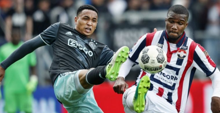 Willem ll kan aanvaller vergeten: Oulare poseert met sjaal van nieuwe club