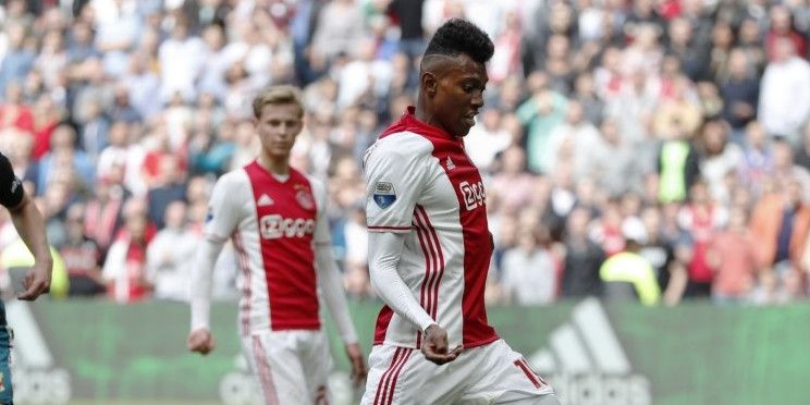 'Ajax kan aanvaller van 5,5 miljoen euro doorverkopen aan Lokomotiv Moskou'