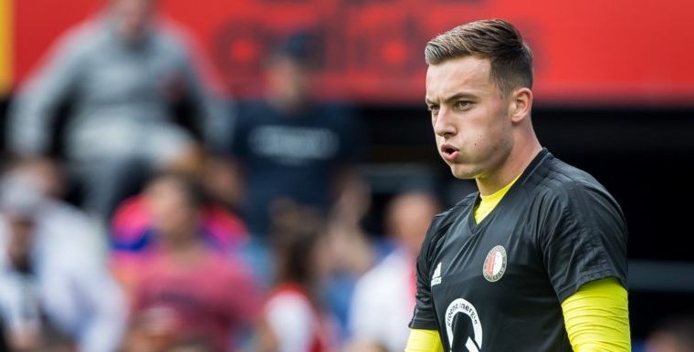 Piepjonge debutant bij Feyenoord: 'Vuile teringhond, jij mag er wél staan'