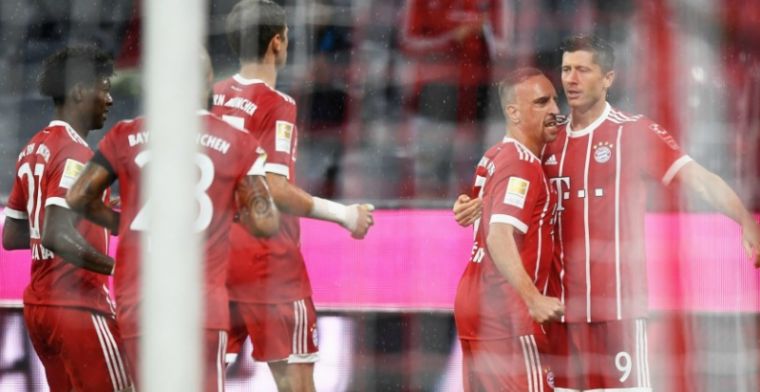 Invaller Robben ziet Bayern eerste duel winnen; wondergoal komt te laat voor Bayer