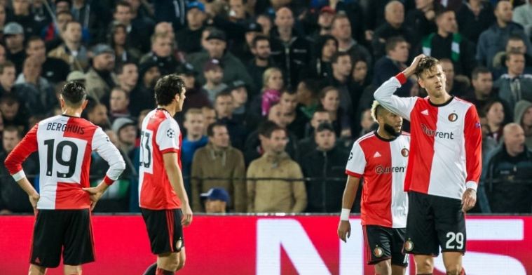 Van Bronckhorst en 'hulpeloze speelbal' Feyenoord aangepakt: 'Er klopte niets van'