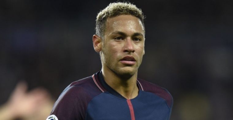 'Neymar slaat met vuist op tafel en eist vertrek van concurrent Cavani'