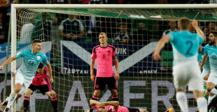 Drama voor Schotland, Denemarken naar play-offs, Kane weer beslissend