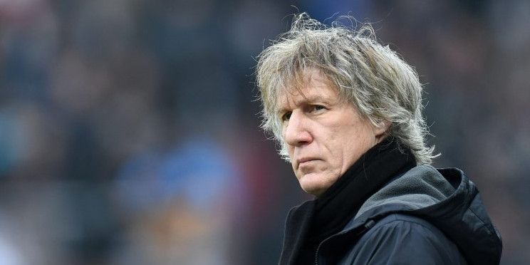 Verbeek: 'Hij probeert het één keer en de spelers van Ajax begrijpen er niets van'