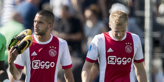 Van de Beek legt verschil tussen Ajax en Feyenoord bloot: 'Veel fysieke krachten'