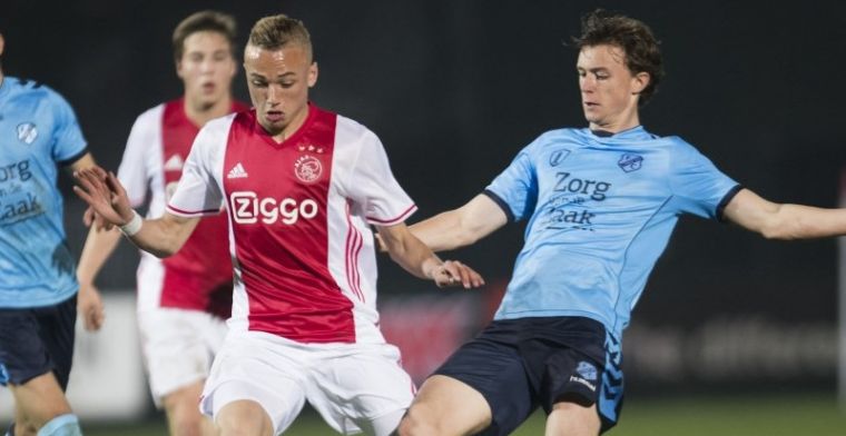 'Met een Ajax-shirt onder mijn vest ging ik naar de Feyenoord-training'
