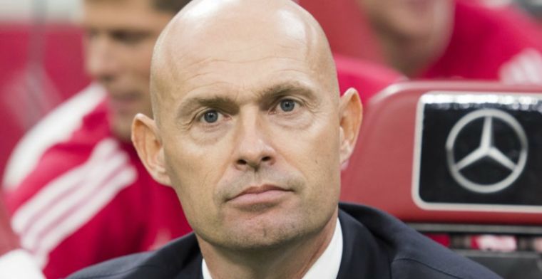 Boekje open over Ajax-trainerszoektocht: 'Eerder dan de bedoeling was'