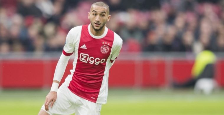 Ziyech gebeten hond bij Ajax-fans: 'Keizer moet grenzen bepalen'