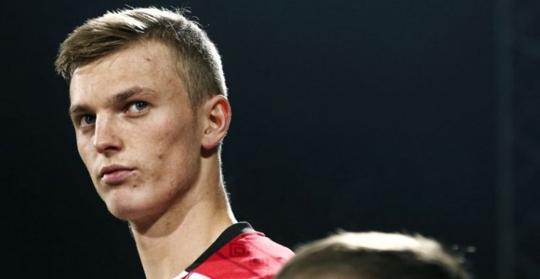 PSV-aanvaller beschikbaar voor 'Ajax': géén straf na 'slaan' en rode kaart