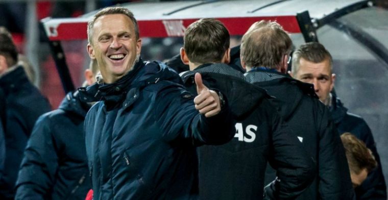 Van den Brom klapt voor Ajax: Goede ontwikkeling voor de totale competitie