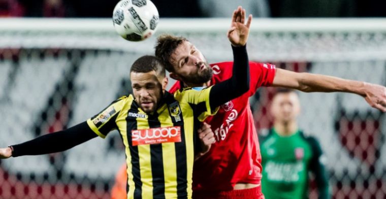 Twente sprokkelt punt tegen Vitesse: fraaie goals Jensen en Mount