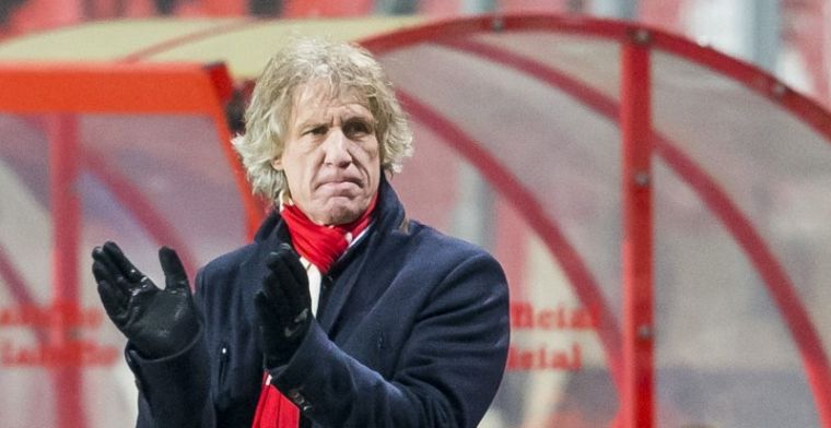 Verbeek hekelt 'angstig' elftal en waarschuwt Ajax: Al vier jaar moeite