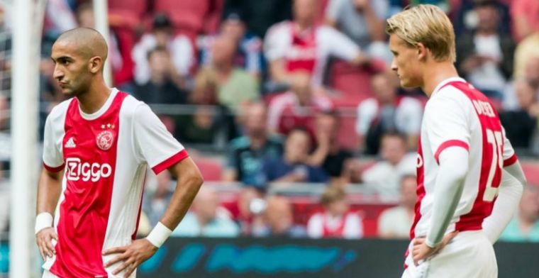 Van Hooijdonk wijst twee Ajax-spelers aan: 'Iets gebroken onder Keizer'