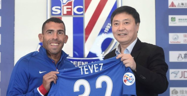 Tévez ziet af van 722.000 euro per week: contract ontbonden en nieuwe club