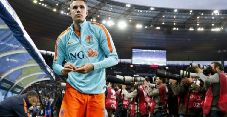 'Twijfel over transferconstructie Van Persie: ook huren optie voor Feyenoord'