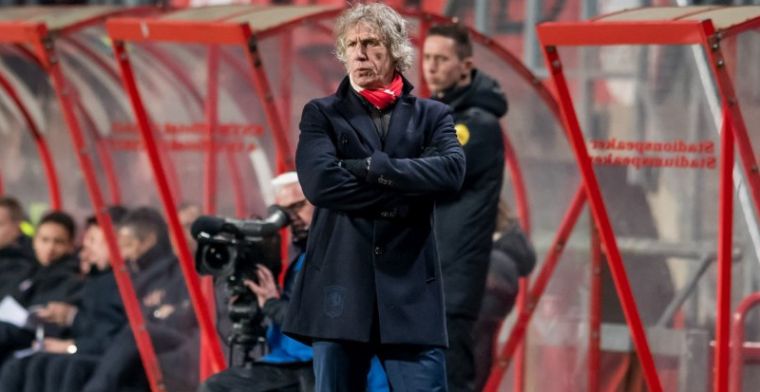 Verbeek hekelt 'schijtbakkenvoetbal' PSV: 'Zie liever Ajax en AZ spelen'