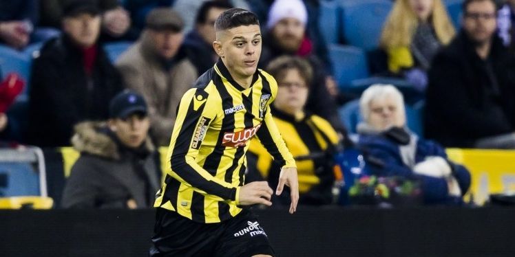 'Vitesse maakt miljoenenwinst voor Rashica: drietal Eredivisie-vervangers te duur'