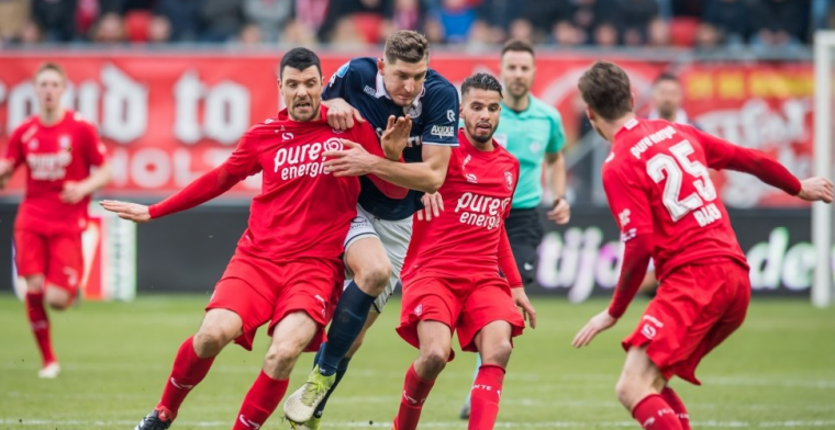 Twente ontsnapt in slotfase aan nederlaag in degradatiekraker tegen Sparta