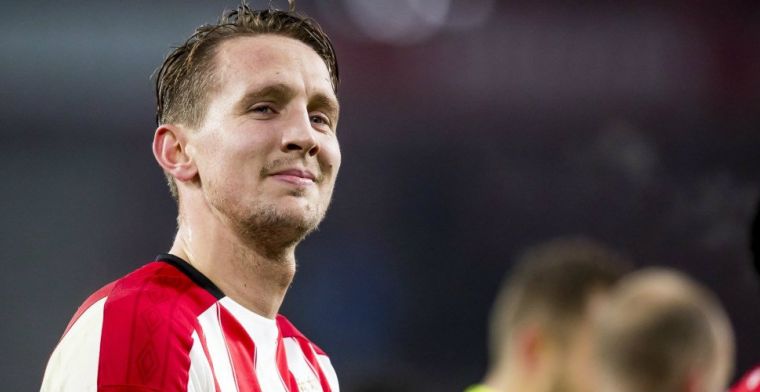 Vier PSV'ers en twee Ajacieden in Team van de Maand; De Jong zet reeks neer