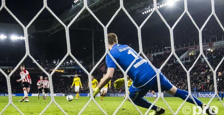 'Grote Nederlandse clubs moeten toeslaan, hij is net zo goed als Van der Sar'