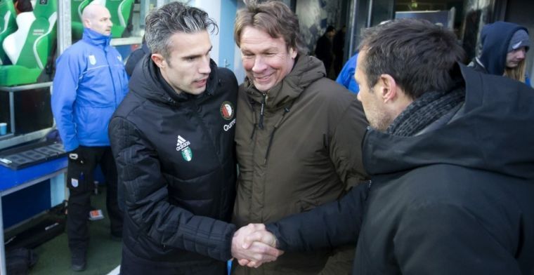 Van Persie haakt weer af bij Feyenoord, Jörgensen keert geblesseerd terug