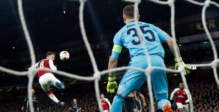 Arsenal met één been in halve finale, winst voor De Vrij, Dost ontsnapt aan rood