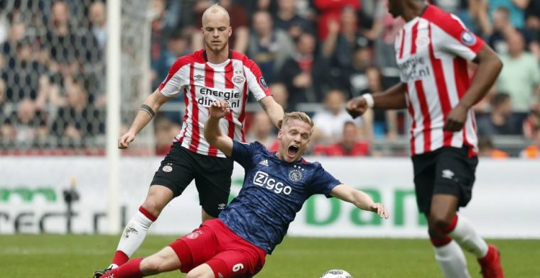 Van de Beek 'vernederd' in PSV-stadion: Was een klap in ons gezicht