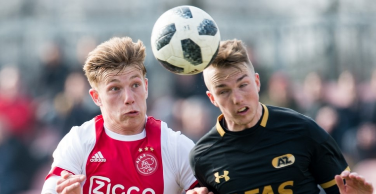 'Ajax raakt middenvelder kwijt aan PEC Zwolle; ook Feyenoorder op de radar'