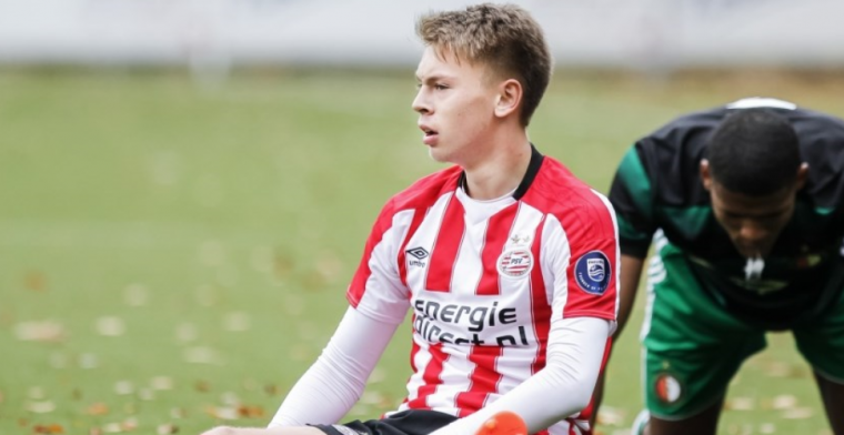 'PSV ziet toekomst in achttienjarige middenvelder en doet contractaanbieding'