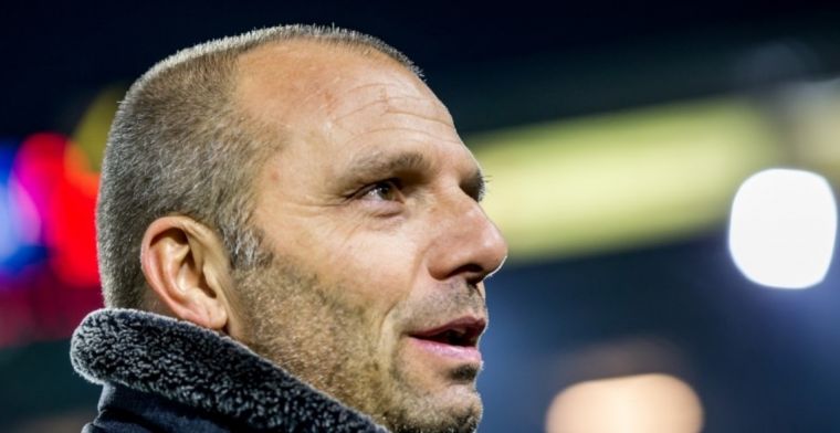 'Feyenoord zocht toenadering tot Steijn, trainer bedankt en blijft VVV trouw'
