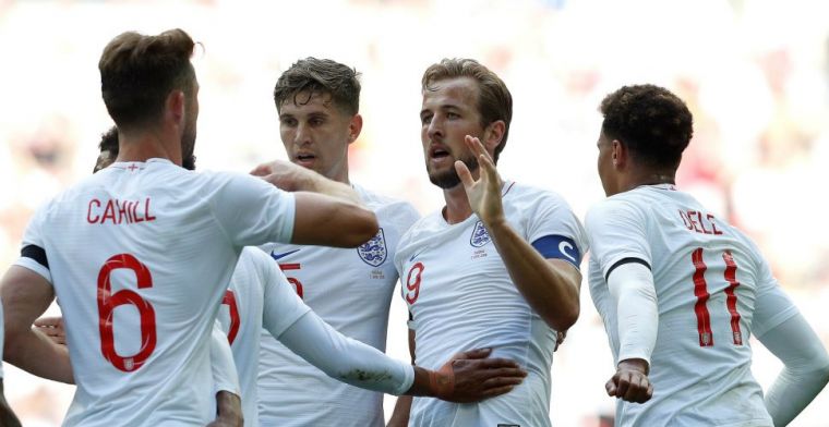 Pover Engeland wint dankzij Cahill en Kane; invalbeurt voor Eredivisie-back