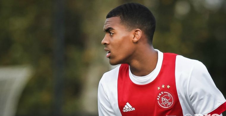 Jonge Ajax-speler enorm trots op prijs: Deze is natuurlijk ook voor Appie