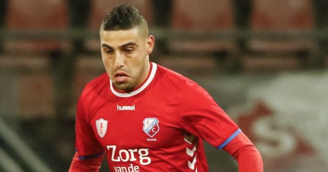 Transfervrije middenvelder hoort niets meer van FC Twente: 'Wil niet lang wachten'