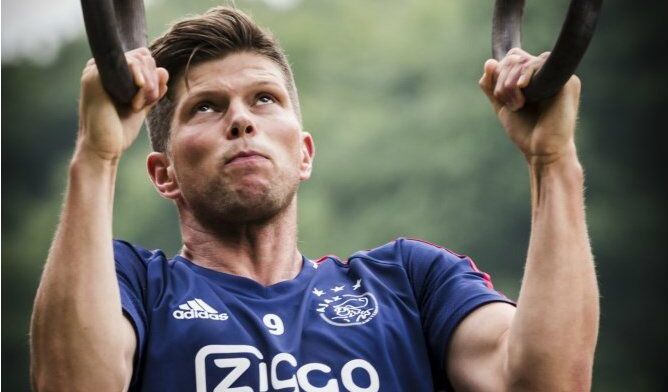 Ajax komt met bevestiging: contract van Huntelaar wordt verlengd